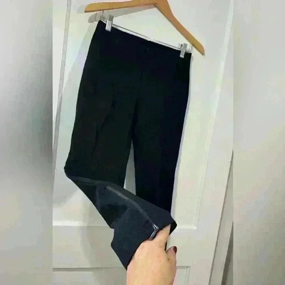 Eileen Fisher Pull-on Black pants with zipper detail - Picture 4 of 5